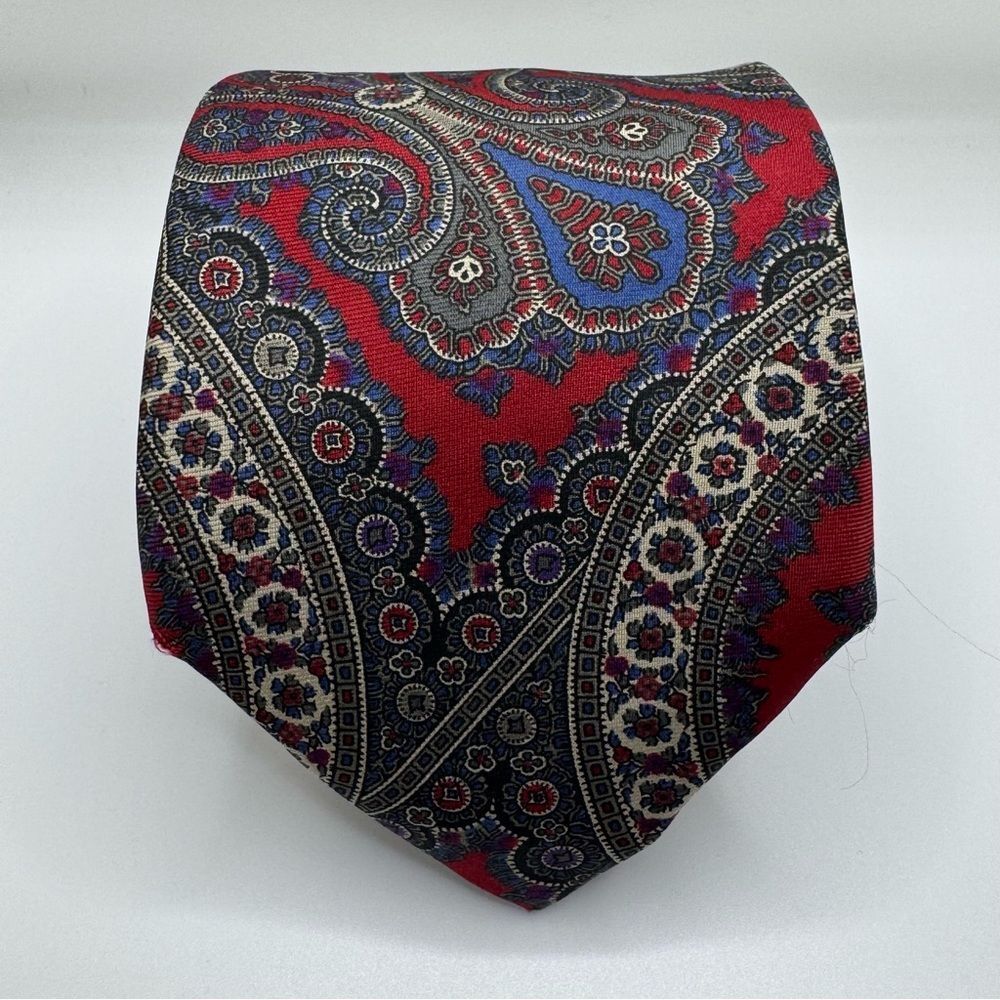 Savile Row Sophisticated Red and Blue Paisley Silk Tie